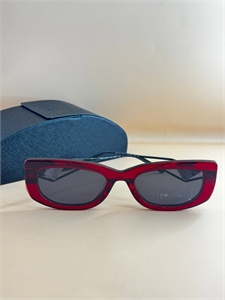 {{productViewItem.photos[photoViewList.activeNavIndex].Alt || productViewItem.photos[photoViewList.activeNavIndex].Description || 'Очки PRADA'}}