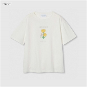 {{productViewItem.photos[photoViewList.activeNavIndex].Alt || productViewItem.photos[photoViewList.activeNavIndex].Description || 'Футболка GUCCI'}}
