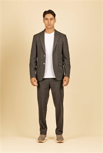 {{productViewItem.photos[photoViewList.activeNavIndex].Alt || productViewItem.photos[photoViewList.activeNavIndex].Description || 'Костюм KITON'}}