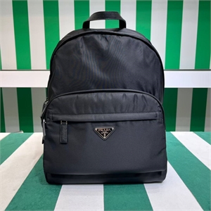 {{productViewItem.photos[photoViewList.activeNavIndex].Alt || productViewItem.photos[photoViewList.activeNavIndex].Description || 'Рюкзак PRADA'}}
