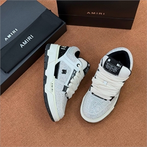 {{productViewItem.photos[photoViewList.activeNavIndex].Alt || productViewItem.photos[photoViewList.activeNavIndex].Description || 'Кеды AMIRI'}}
