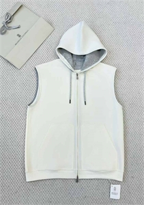 {{productViewItem.photos[photoViewList.activeNavIndex].Alt || productViewItem.photos[photoViewList.activeNavIndex].Description || 'Костюм BC'}}