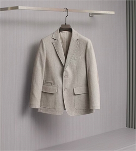 {{productViewItem.photos[photoViewList.activeNavIndex].Alt || productViewItem.photos[photoViewList.activeNavIndex].Description || 'Пиджак  ZEGNA'}}