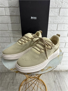 {{productViewItem.photos[photoViewList.activeNavIndex].Alt || productViewItem.photos[photoViewList.activeNavIndex].Description || 'Кроссовки BOSS'}}