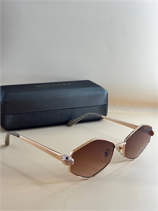 {{productViewItem.photos[photoViewList.activeNavIndex].Alt || productViewItem.photos[photoViewList.activeNavIndex].Description || 'Очки BVLGARI'}}
