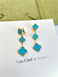 {{productViewItem.photos[photoViewList.activeNavIndex].Alt || productViewItem.photos[photoViewList.activeNavIndex].Description || 'Серьги Van Cleef'}}