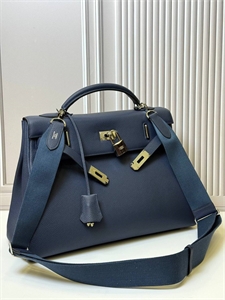 {{productViewItem.photos[photoViewList.activeNavIndex].Alt || productViewItem.photos[photoViewList.activeNavIndex].Description || 'Сумка HERMES'}}