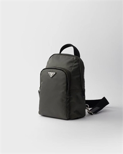 {{productViewItem.photos[photoViewList.activeNavIndex].Alt || productViewItem.photos[photoViewList.activeNavIndex].Description || 'Рюкзак PRADA'}}