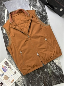 {{productViewItem.photos[photoViewList.activeNavIndex].Alt || productViewItem.photos[photoViewList.activeNavIndex].Description || 'Жилет LP двусторонний'}}