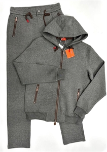 {{productViewItem.photos[photoViewList.activeNavIndex].Alt || productViewItem.photos[photoViewList.activeNavIndex].Description || 'Костюм ISAIA'}}