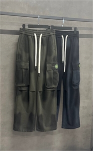 {{productViewItem.photos[photoViewList.activeNavIndex].Alt || productViewItem.photos[photoViewList.activeNavIndex].Description || 'Брюки CHROME HEARTS'}}