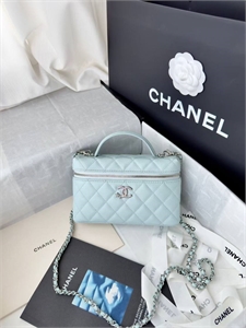 {{productViewItem.photos[photoViewList.activeNavIndex].Alt || productViewItem.photos[photoViewList.activeNavIndex].Description || 'Сумка CHANEL'}}
