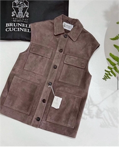 {{productViewItem.photos[photoViewList.activeNavIndex].Alt || productViewItem.photos[photoViewList.activeNavIndex].Description || 'Замшевый жилет BRUNELLO CUCINELLI'}}