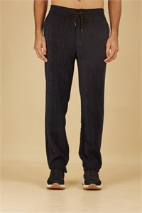 {{productViewItem.photos[photoViewList.activeNavIndex].Alt || productViewItem.photos[photoViewList.activeNavIndex].Description || 'Брюки KITON'}}