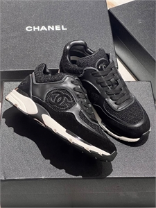 {{productViewItem.photos[photoViewList.activeNavIndex].Alt || productViewItem.photos[photoViewList.activeNavIndex].Description || 'Кроссовки CHANEL'}}