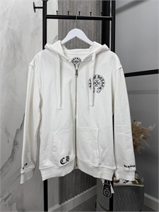 {{productViewItem.photos[photoViewList.activeNavIndex].Alt || productViewItem.photos[photoViewList.activeNavIndex].Description || 'Толстовка CHROME HEARTS'}}