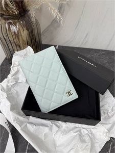 Обложка CHANEL 154144