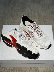 {{productViewItem.photos[photoViewList.activeNavIndex].Alt || productViewItem.photos[photoViewList.activeNavIndex].Description || 'Кроссовки DIOR'}}