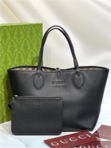 {{productViewItem.photos[photoViewList.activeNavIndex].Alt || productViewItem.photos[photoViewList.activeNavIndex].Description || 'Сумка GUCCI Двусторонняя'}}