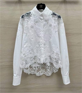 {{productViewItem.photos[photoViewList.activeNavIndex].Alt || productViewItem.photos[photoViewList.activeNavIndex].Description || 'Рубашка ERMANO SCERVINO'}}