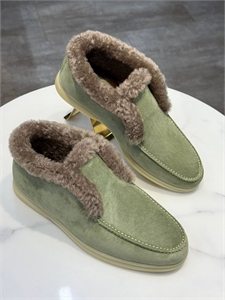 {{productViewItem.photos[photoViewList.activeNavIndex].Alt || productViewItem.photos[photoViewList.activeNavIndex].Description || 'Лоферы LORO PIANA На меху'}}