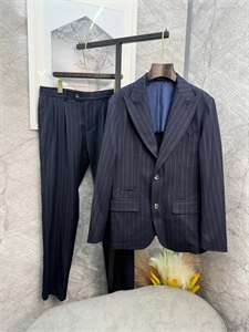 {{productViewItem.photos[photoViewList.activeNavIndex].Alt || productViewItem.photos[photoViewList.activeNavIndex].Description || 'Костюм BC'}}