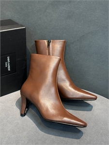 {{productViewItem.photos[photoViewList.activeNavIndex].Alt || productViewItem.photos[photoViewList.activeNavIndex].Description || 'Ботильоны YSL'}}