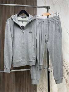 {{productViewItem.photos[photoViewList.activeNavIndex].Alt || productViewItem.photos[photoViewList.activeNavIndex].Description || 'Спортивный костюм DG'}}