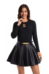 {{productViewItem.photos[photoViewList.activeNavIndex].Alt || productViewItem.photos[photoViewList.activeNavIndex].Description || 'Кофта Schiaparelli'}}