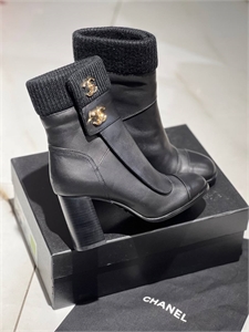 {{productViewItem.photos[photoViewList.activeNavIndex].Alt || productViewItem.photos[photoViewList.activeNavIndex].Description || 'Ботильоны CHANEL'}}