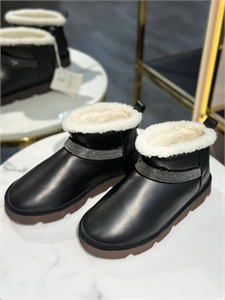 {{productViewItem.photos[photoViewList.activeNavIndex].Alt || productViewItem.photos[photoViewList.activeNavIndex].Description || 'Обувь BRUNELLO CUCINELLI'}}