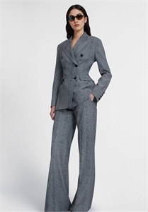 {{productViewItem.photos[photoViewList.activeNavIndex].Alt || productViewItem.photos[photoViewList.activeNavIndex].Description || 'Брюки ERMANO SCERVINO'}}