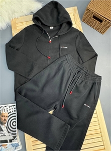 {{productViewItem.photos[photoViewList.activeNavIndex].Alt || productViewItem.photos[photoViewList.activeNavIndex].Description || 'Прогулочный костюм KITON'}}