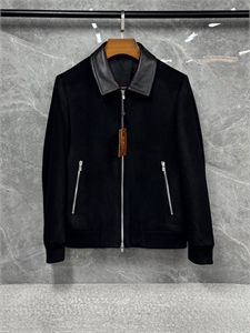 {{productViewItem.photos[photoViewList.activeNavIndex].Alt || productViewItem.photos[photoViewList.activeNavIndex].Description || 'Куртка LP'}}