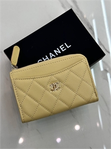 {{productViewItem.photos[photoViewList.activeNavIndex].Alt || productViewItem.photos[photoViewList.activeNavIndex].Description || 'Кошелек CHANEL'}}