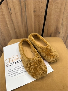 {{productViewItem.photos[photoViewList.activeNavIndex].Alt || productViewItem.photos[photoViewList.activeNavIndex].Description || 'Балетки'}}