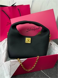 {{productViewItem.photos[photoViewList.activeNavIndex].Alt || productViewItem.photos[photoViewList.activeNavIndex].Description || 'Сумка Schiaparelli'}}