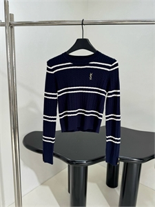 {{productViewItem.photos[photoViewList.activeNavIndex].Alt || productViewItem.photos[photoViewList.activeNavIndex].Description || 'Кофта YSL'}}