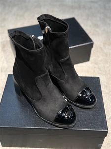 {{productViewItem.photos[photoViewList.activeNavIndex].Alt || productViewItem.photos[photoViewList.activeNavIndex].Description || 'Ботильоны CHANEL'}}