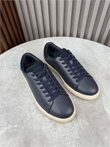 {{productViewItem.photos[photoViewList.activeNavIndex].Alt || productViewItem.photos[photoViewList.activeNavIndex].Description || 'Кеды KITON'}}