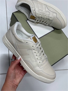 {{productViewItem.photos[photoViewList.activeNavIndex].Alt || productViewItem.photos[photoViewList.activeNavIndex].Description || 'Кеды TF'}}