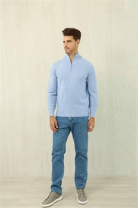 {{productViewItem.photos[photoViewList.activeNavIndex].Alt || productViewItem.photos[photoViewList.activeNavIndex].Description || 'Джемпер BC'}}