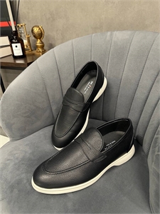 {{productViewItem.photos[photoViewList.activeNavIndex].Alt || productViewItem.photos[photoViewList.activeNavIndex].Description || 'Лоферы KITON'}}