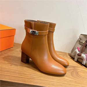 {{productViewItem.photos[photoViewList.activeNavIndex].Alt || productViewItem.photos[photoViewList.activeNavIndex].Description || 'Ботильоны HERMES'}}