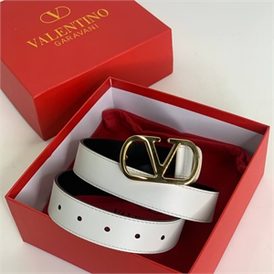 {{productViewItem.photos[photoViewList.activeNavIndex].Alt || productViewItem.photos[photoViewList.activeNavIndex].Description || 'Ремень VALENTINO'}}