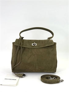 {{productViewItem.photos[photoViewList.activeNavIndex].Alt || productViewItem.photos[photoViewList.activeNavIndex].Description || 'Сумка BALENCIAGA  Rodeo'}}