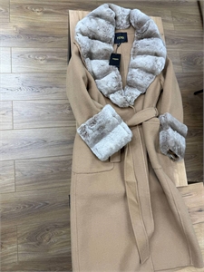 Пальто FENDI 165965