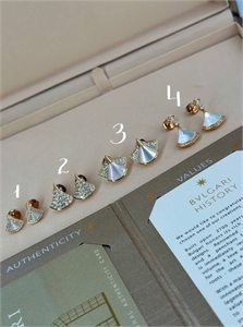 Серьги BVLGARI 165971