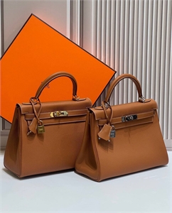 {{productViewItem.photos[photoViewList.activeNavIndex].Alt || productViewItem.photos[photoViewList.activeNavIndex].Description || 'Сумка HERMES'}}