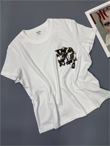 {{productViewItem.photos[photoViewList.activeNavIndex].Alt || productViewItem.photos[photoViewList.activeNavIndex].Description || 'Футболка HERMES'}}